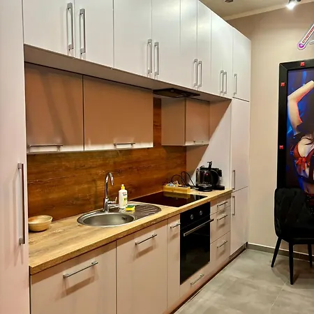 アパート Bdsm - Red Box - - Adults Only *