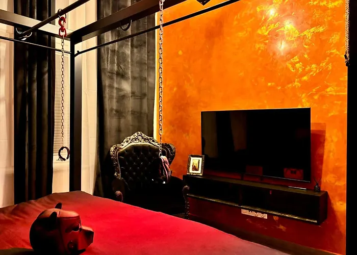 Bdsm - Red Box - - Adults Only *