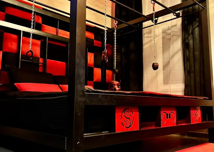 Apartmán Bdsm - Red Box - - Adults Only